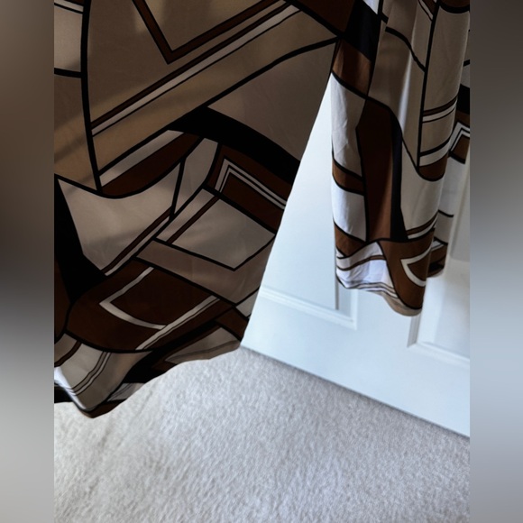 Chicio’s wideleg jumosuit, halter style top, brown/black/off white, sz 3(16) - Picture 3 of 7